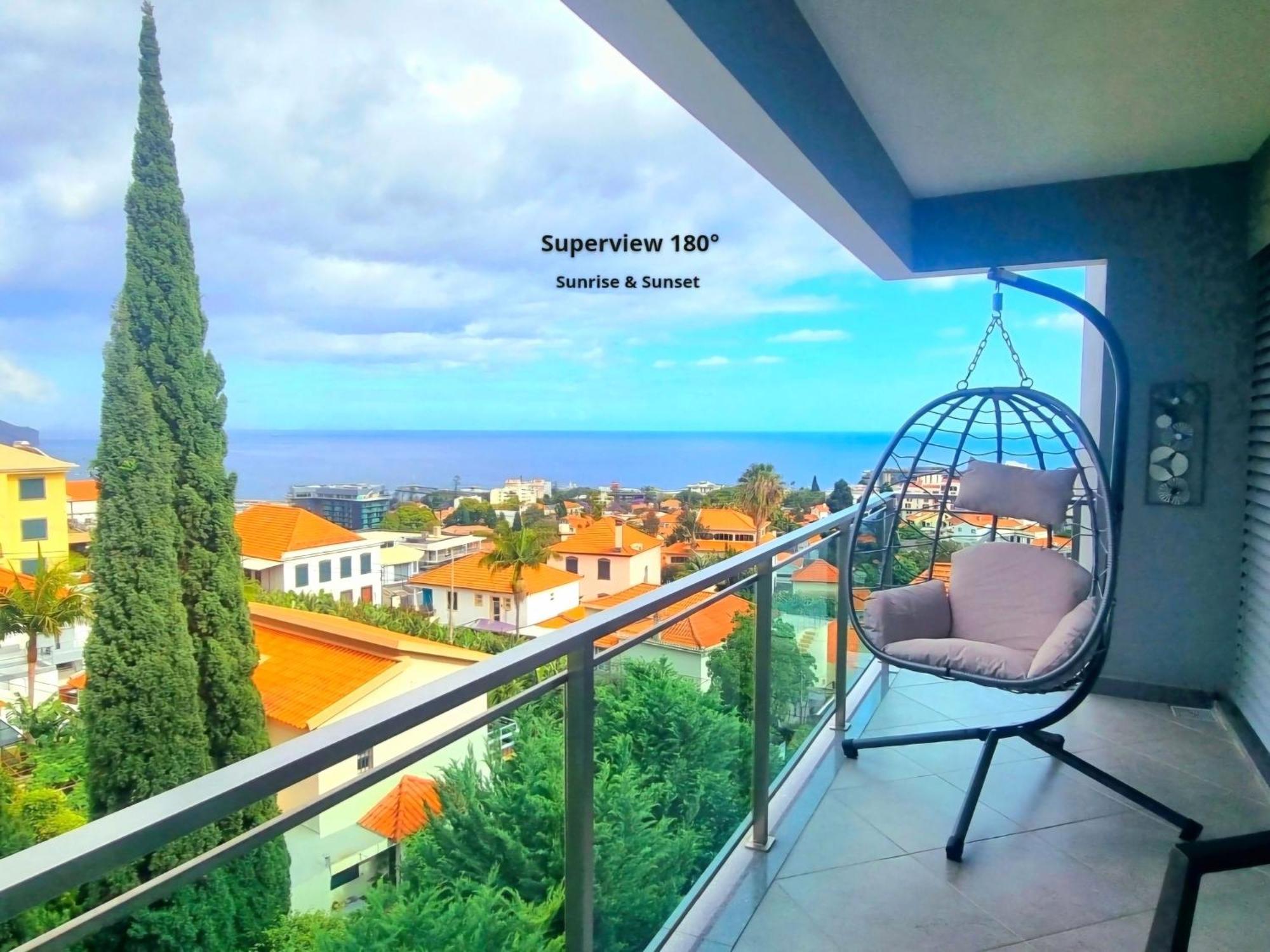 Big Apartment With Ocean Views, Ideal For Groups フンシャル エクステリア 写真